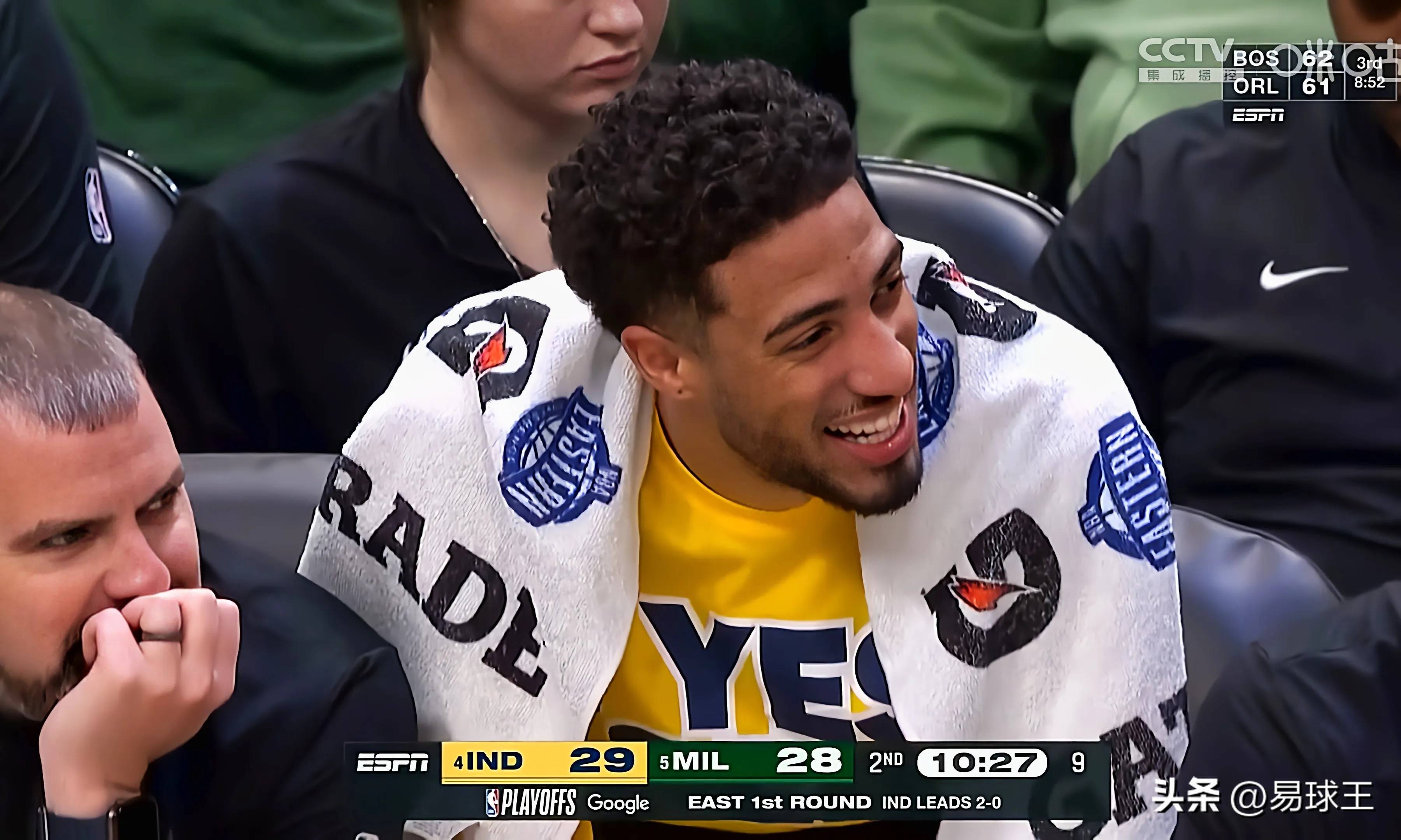 开云入口-比赛局势复杂首场状态出色，雄鹿观众沸腾！，费德勒重返赛场比赛高潮迭起(木心哥伦比亚的倒影)