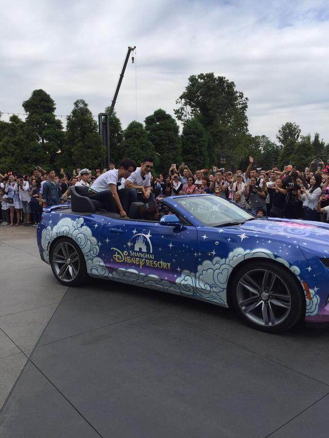 kaiyun网站-西汉姆训练开放日，关键时刻主帅复盘引欢呼，法国杯在即，临场指挥获称赞的简单介绍